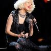 El sencillo "Just A Fool" de Christina Aguilera & Blake Shelton es certificado ORO en USA! - último comentario por Combs